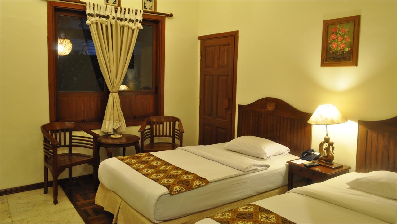 Bukit Daun Hotel And Resort Kediri  Luaran gambar
