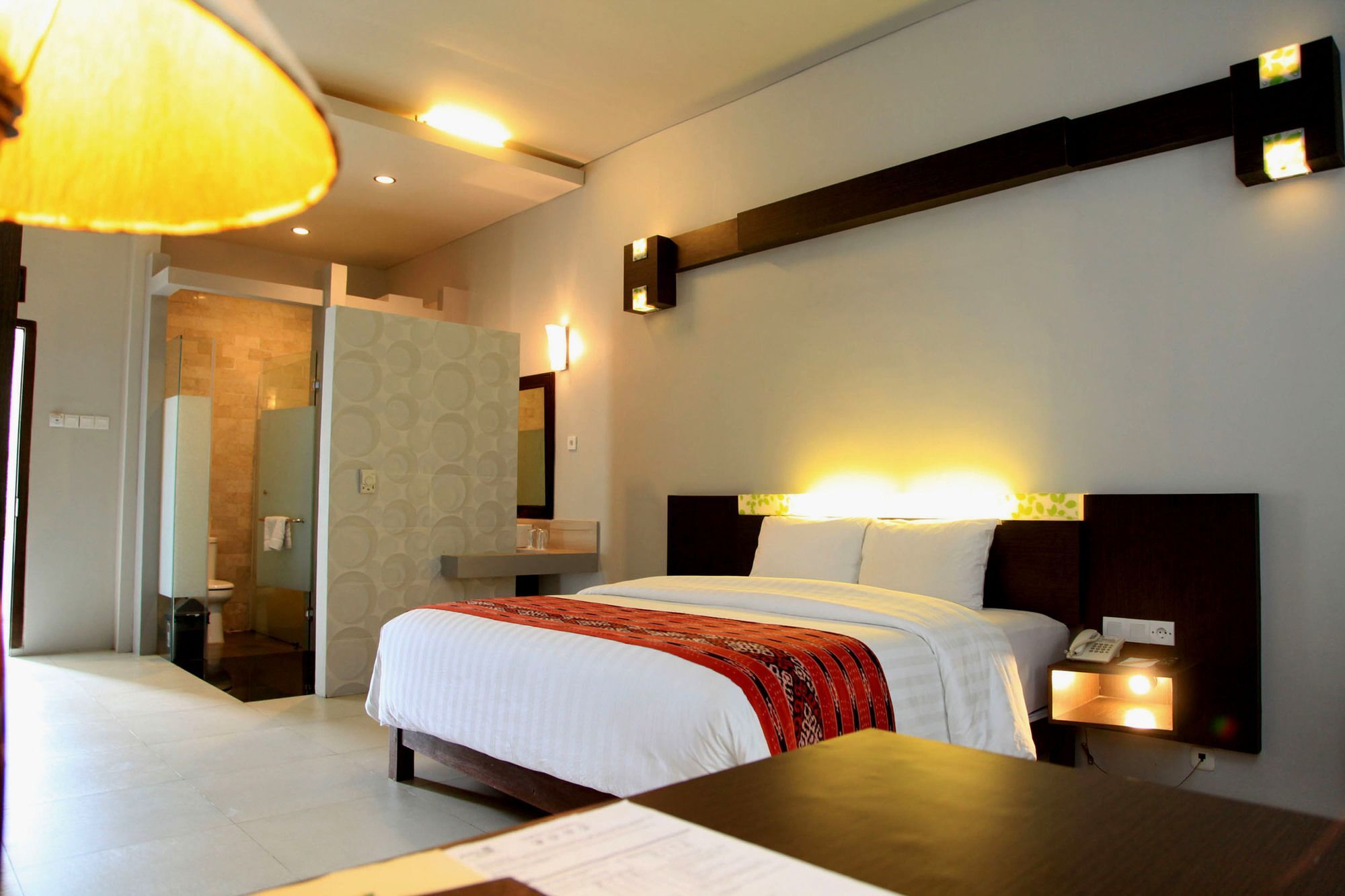 Bukit Daun Hotel And Resort Kediri  Luaran gambar
